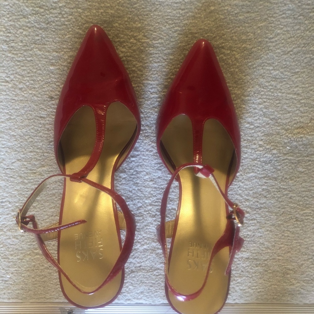 Saks Fifth Avenue Red T-Straps Sandals Size 6.5